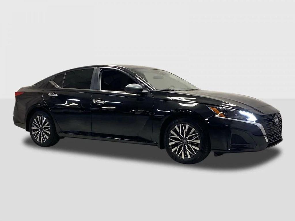 new 2025 Nissan Altima car, priced at $27,797