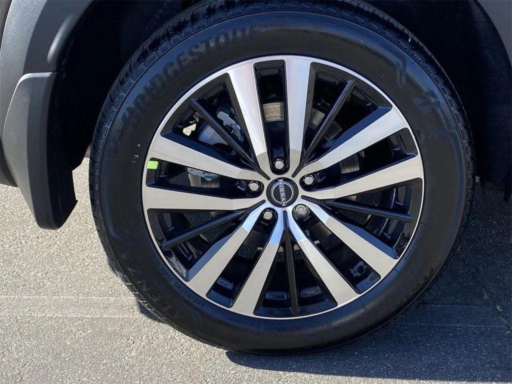 new 2025 Nissan Pathfinder car, priced at $49,243