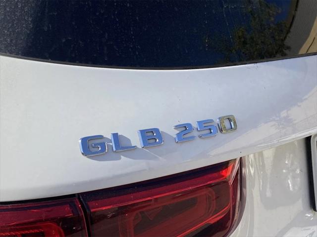 used 2022 Mercedes-Benz GLB 250 car, priced at $24,000