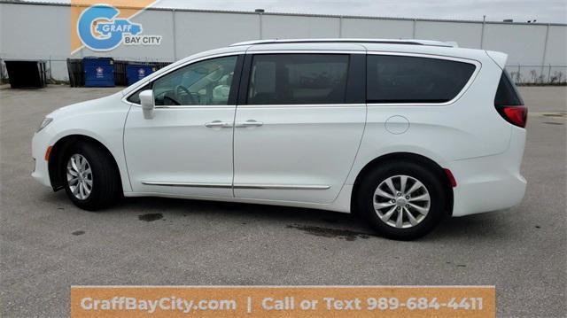 used 2018 Chrysler Pacifica car, priced at $14,987