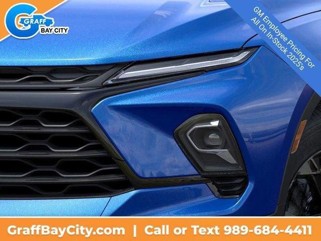 new 2025 Chevrolet Blazer car, priced at $36,405