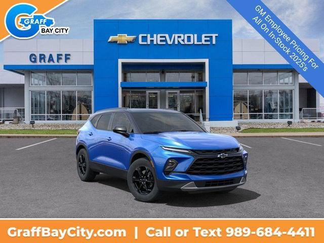 new 2025 Chevrolet Blazer car, priced at $36,405