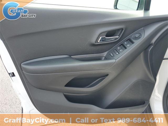 used 2022 Chevrolet Trax car, priced at $18,370