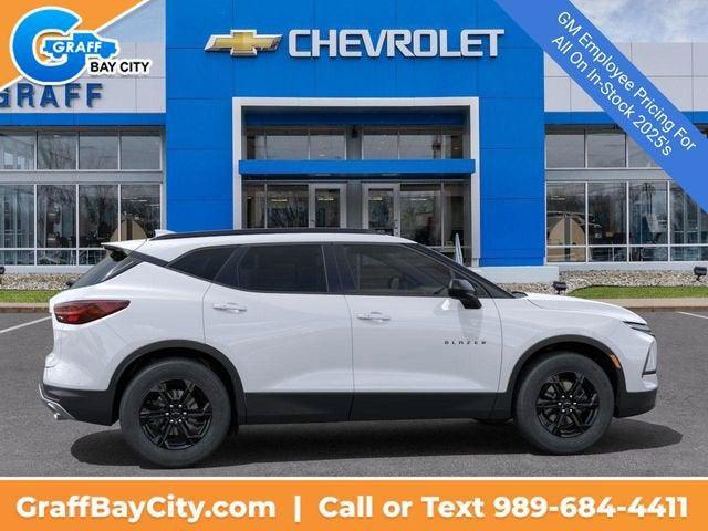 new 2025 Chevrolet Blazer car, priced at $37,524