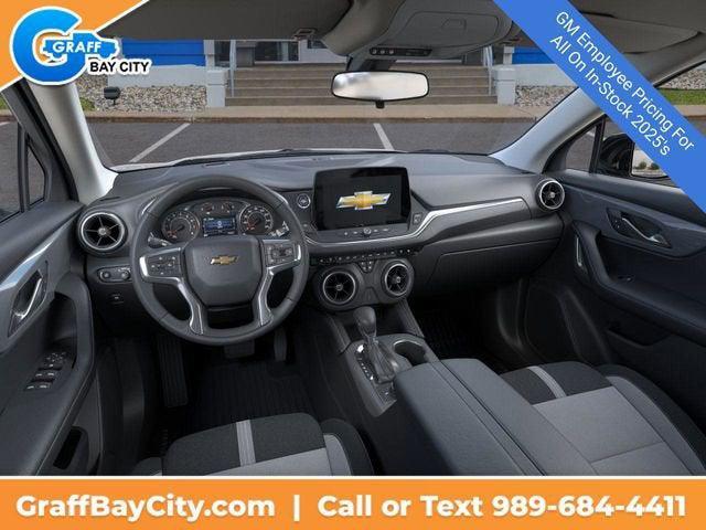new 2025 Chevrolet Blazer car, priced at $37,524