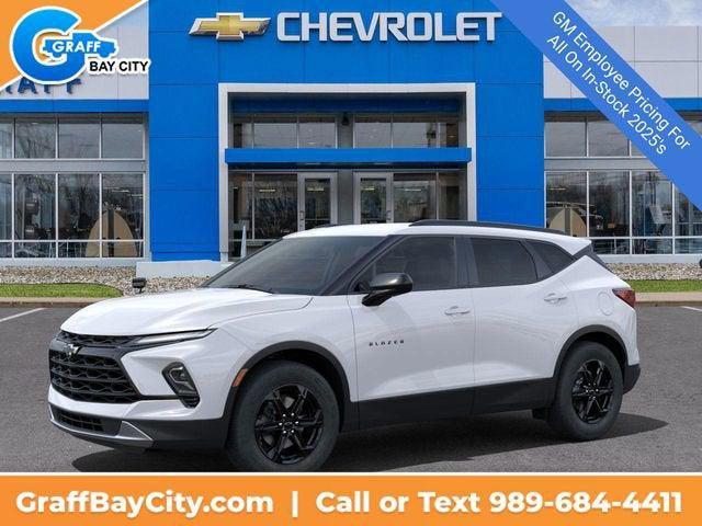 new 2025 Chevrolet Blazer car, priced at $37,524