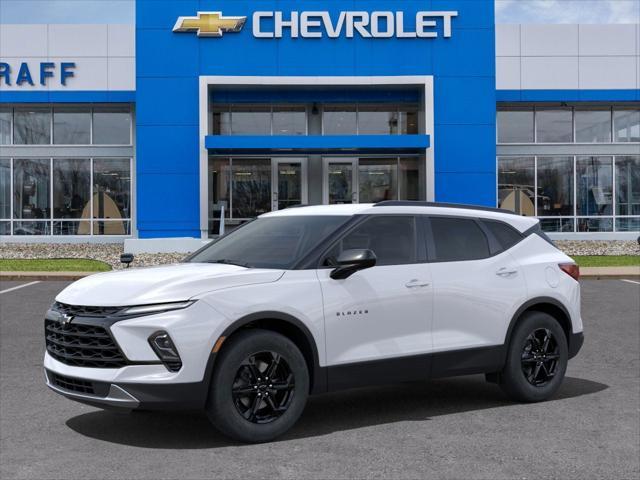 new 2025 Chevrolet Blazer car, priced at $40,565