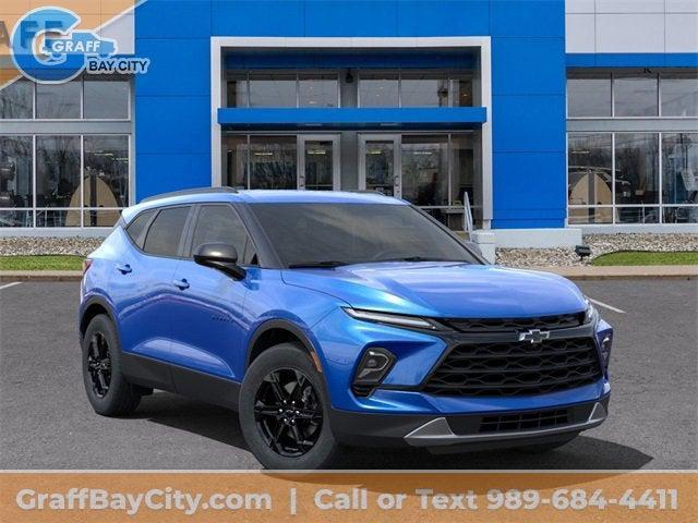 new 2025 Chevrolet Blazer car, priced at $38,655