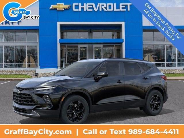 new 2025 Chevrolet Blazer car, priced at $36,981