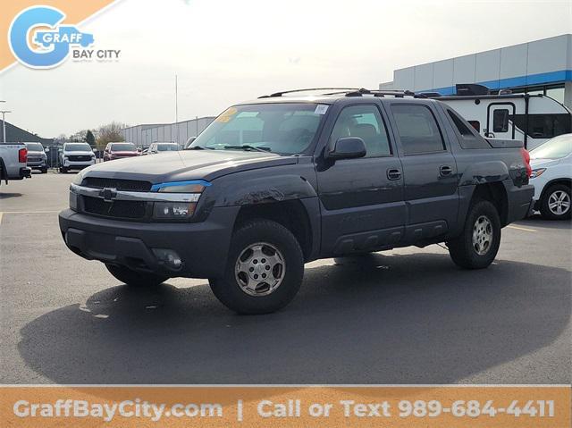 used 2003 Chevrolet Avalanche car, priced at $4,995