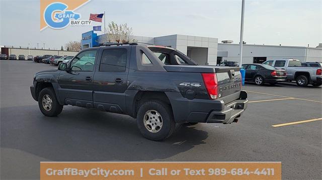 used 2003 Chevrolet Avalanche car, priced at $4,995