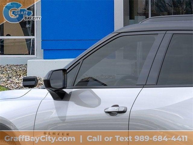 new 2025 Chevrolet Blazer car, priced at $39,405