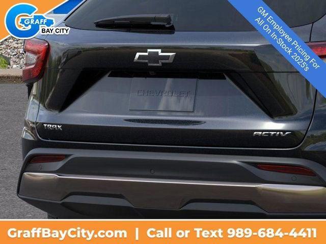 new 2025 Chevrolet Trax car, priced at $25,295