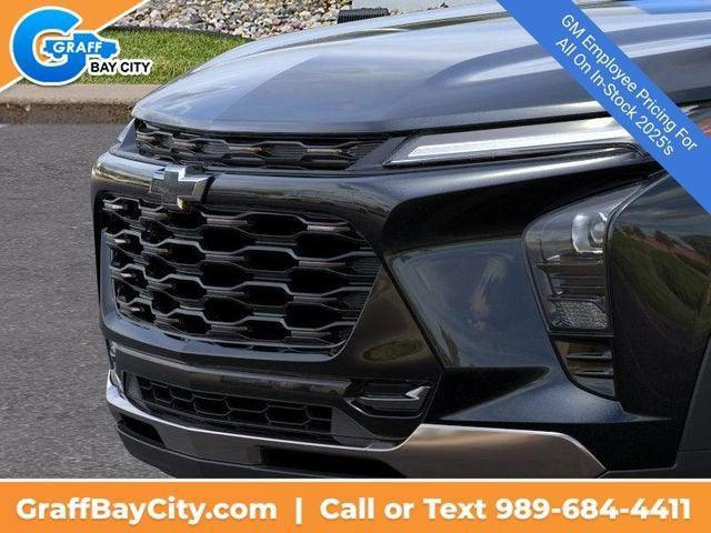 new 2025 Chevrolet Trax car, priced at $25,295