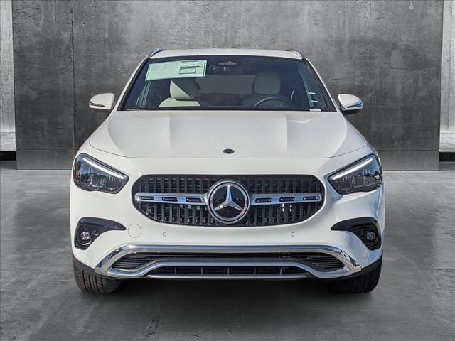 new 2025 Mercedes-Benz GLA 250 car, priced at $46,270