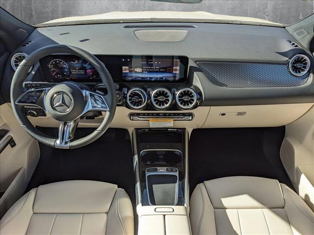 new 2025 Mercedes-Benz GLA 250 car, priced at $46,270