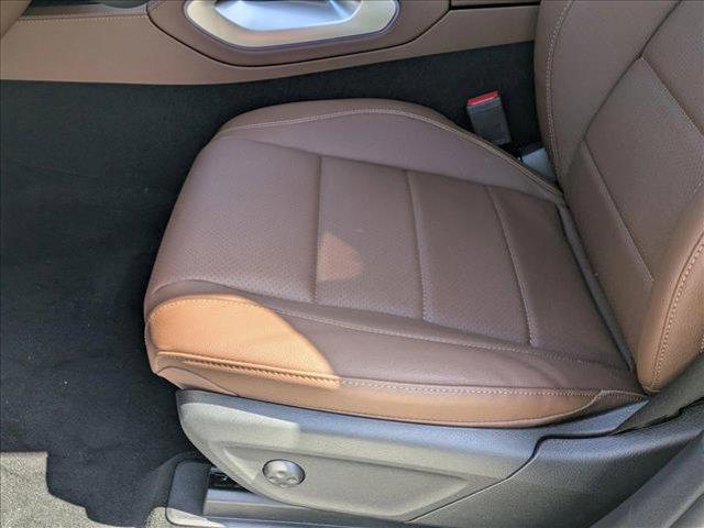 new 2025 Mercedes-Benz GLS 450 car, priced at $98,405