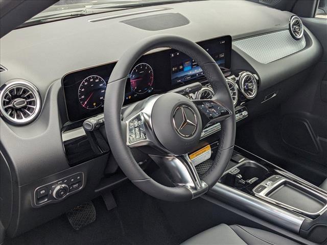 new 2025 Mercedes-Benz GLA 250 car, priced at $45,085