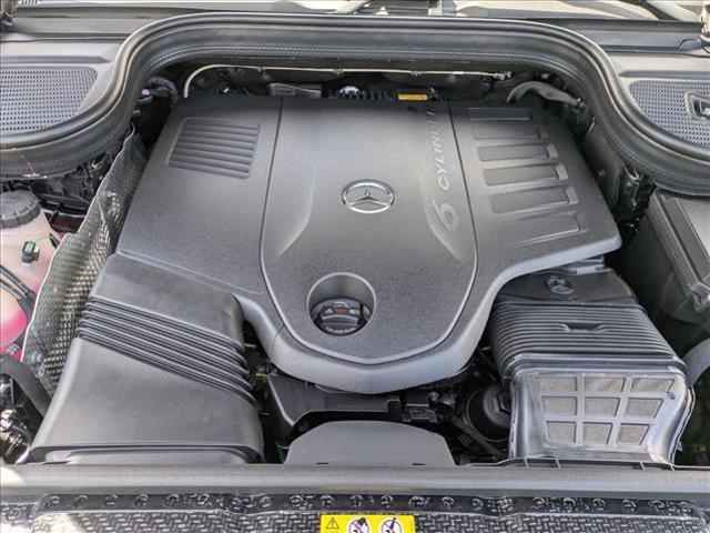 new 2025 Mercedes-Benz GLS 450 car, priced at $98,405