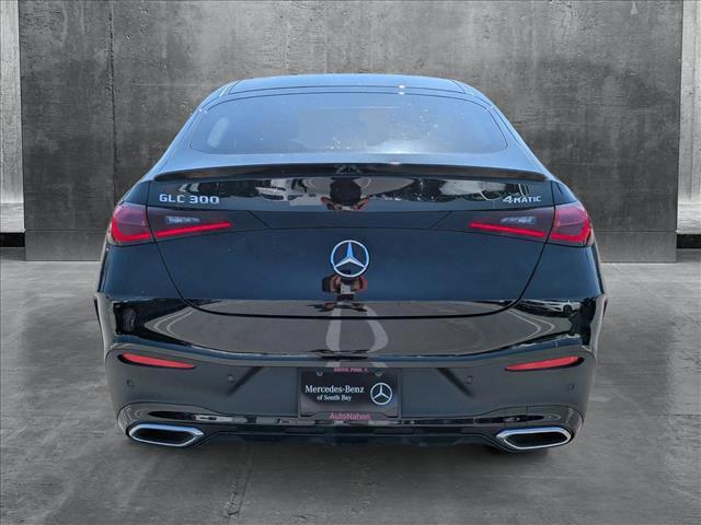 new 2025 Mercedes-Benz GLC 300 car, priced at $67,125
