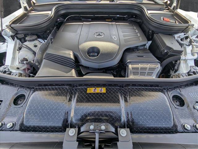 new 2025 Mercedes-Benz GLS 450 car, priced at $98,475