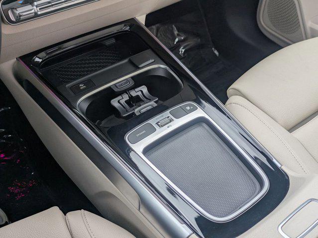 used 2025 Mercedes-Benz GLB 250 car, priced at $39,777