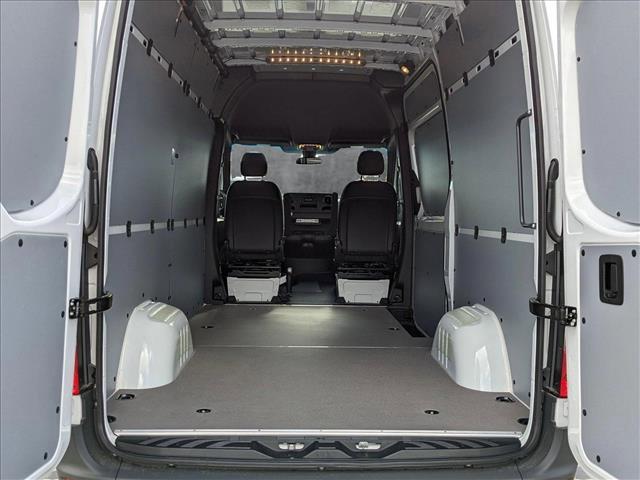 new 2025 Mercedes-Benz Sprinter 2500 car, priced at $64,617