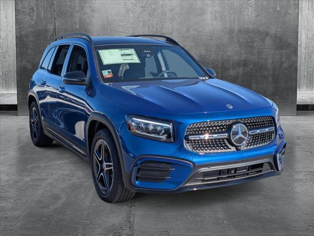 new 2024 Mercedes-Benz GLB 250 car, priced at $53,075