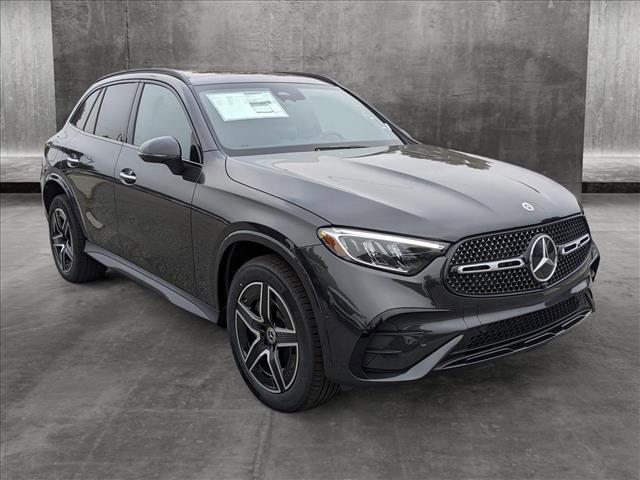 new 2025 Mercedes-Benz GLC 300 car, priced at $58,985