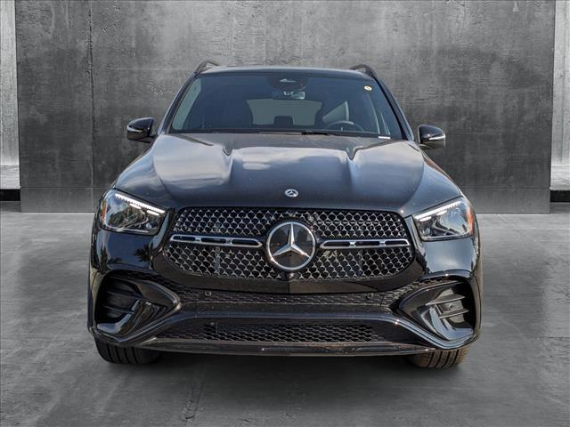 new 2025 Mercedes-Benz GLE 450 car, priced at $76,465