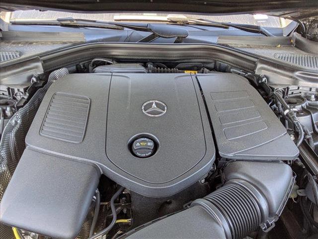 new 2025 Mercedes-Benz GLC 300 car, priced at $67,545