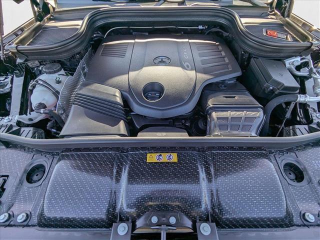 new 2025 Mercedes-Benz GLS 450 car, priced at $98,525