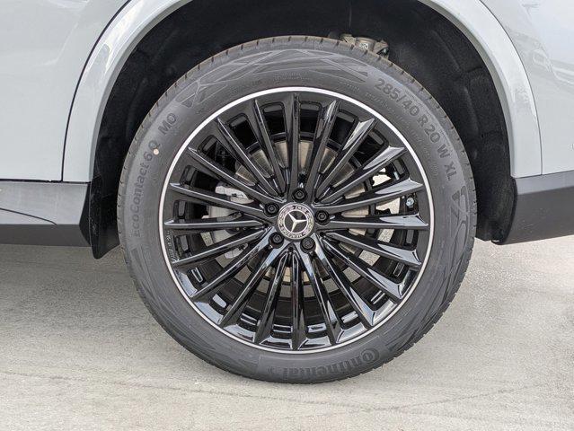 new 2025 Mercedes-Benz GLC 300 car, priced at $58,125