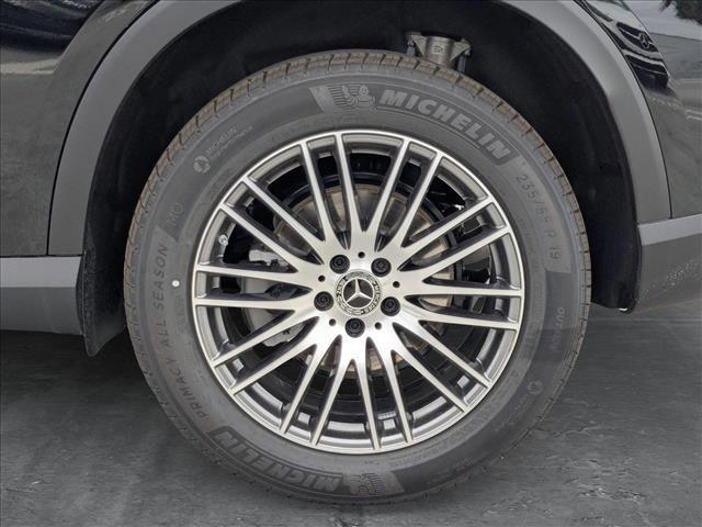 new 2025 Mercedes-Benz GLC 300 car, priced at $53,265