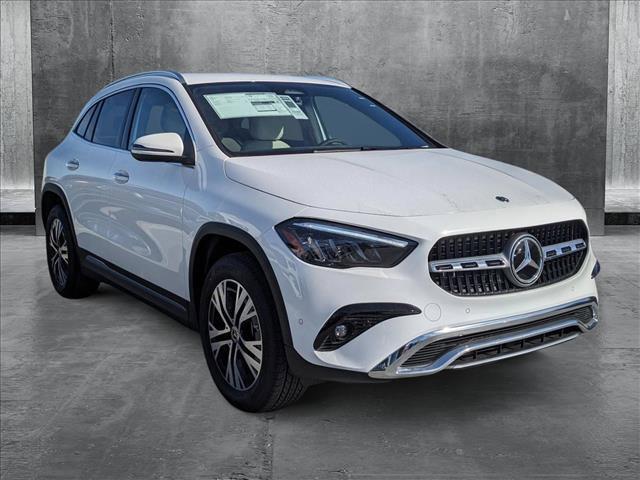 new 2025 Mercedes-Benz GLA 250 car, priced at $46,270