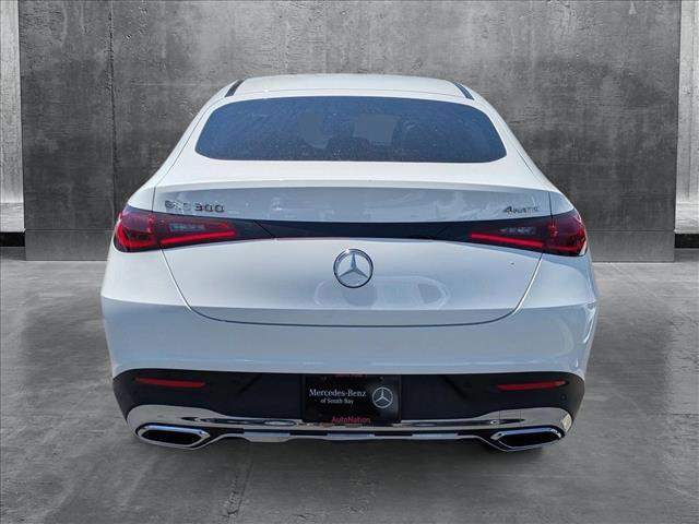 new 2025 Mercedes-Benz GLC 300 car, priced at $62,255