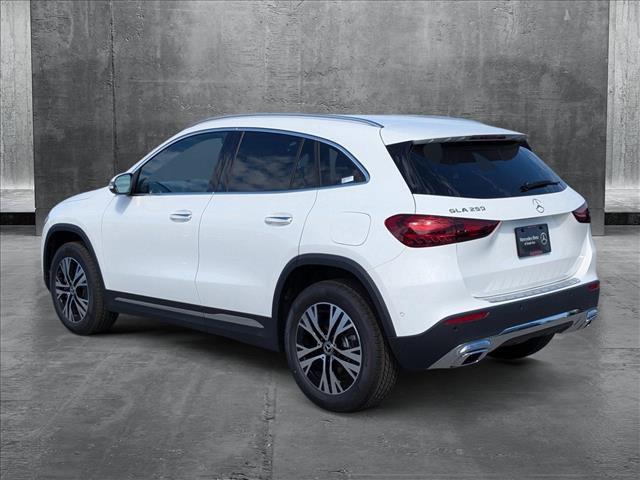new 2025 Mercedes-Benz GLA 250 car, priced at $45,845
