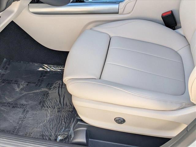 new 2025 Mercedes-Benz GLA 250 car, priced at $45,845