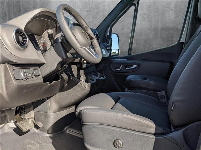 new 2024 Mercedes-Benz Sprinter 3500 car, priced at $77,944