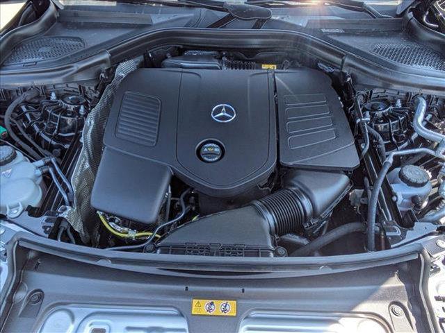 new 2025 Mercedes-Benz GLC 350e car, priced at $63,425