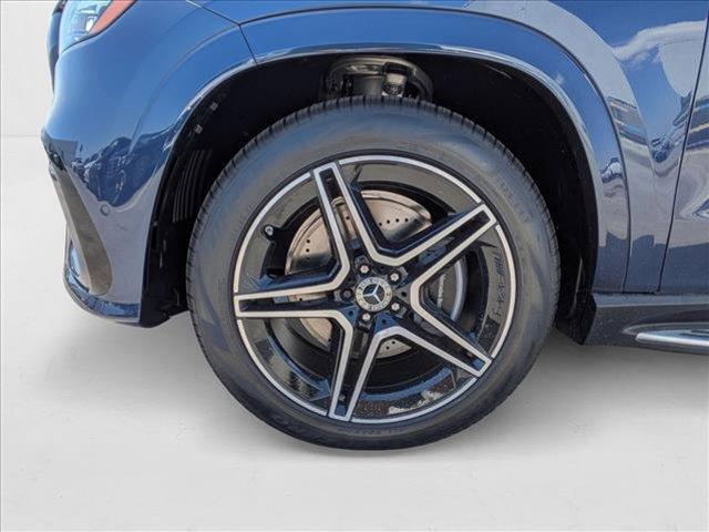 new 2026 Mercedes-Benz GLS 450 car, priced at $99,285