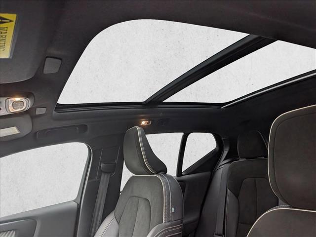 used 2021 Volvo XC40 car, priced at $27,592