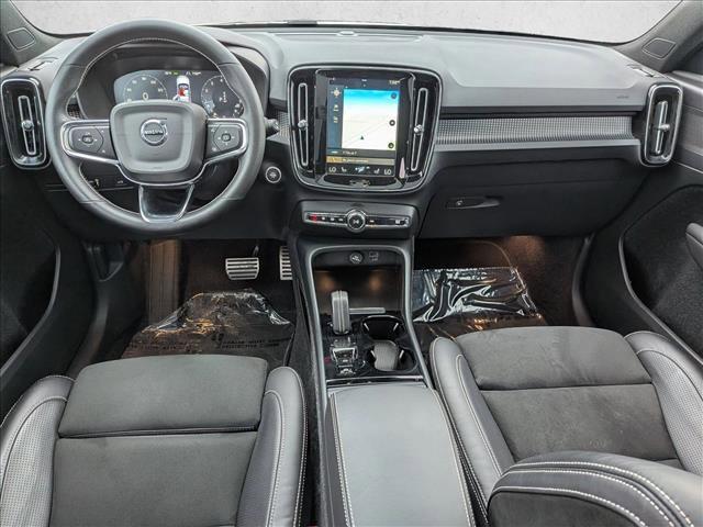 used 2021 Volvo XC40 car, priced at $27,592