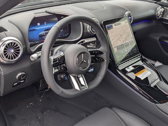 new 2024 Mercedes-Benz AMG SL 43 car, priced at $114,545