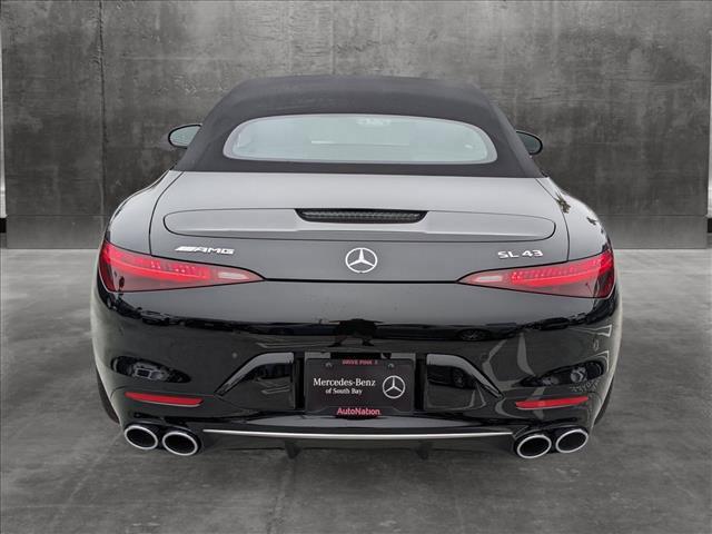 new 2024 Mercedes-Benz AMG SL 43 car, priced at $114,545