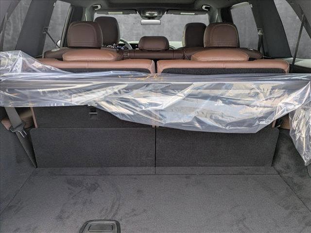 new 2025 Mercedes-Benz GLS 450 car, priced at $98,955