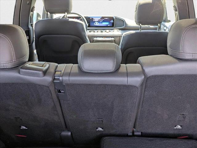 new 2025 Mercedes-Benz GLS 450 car, priced at $99,625