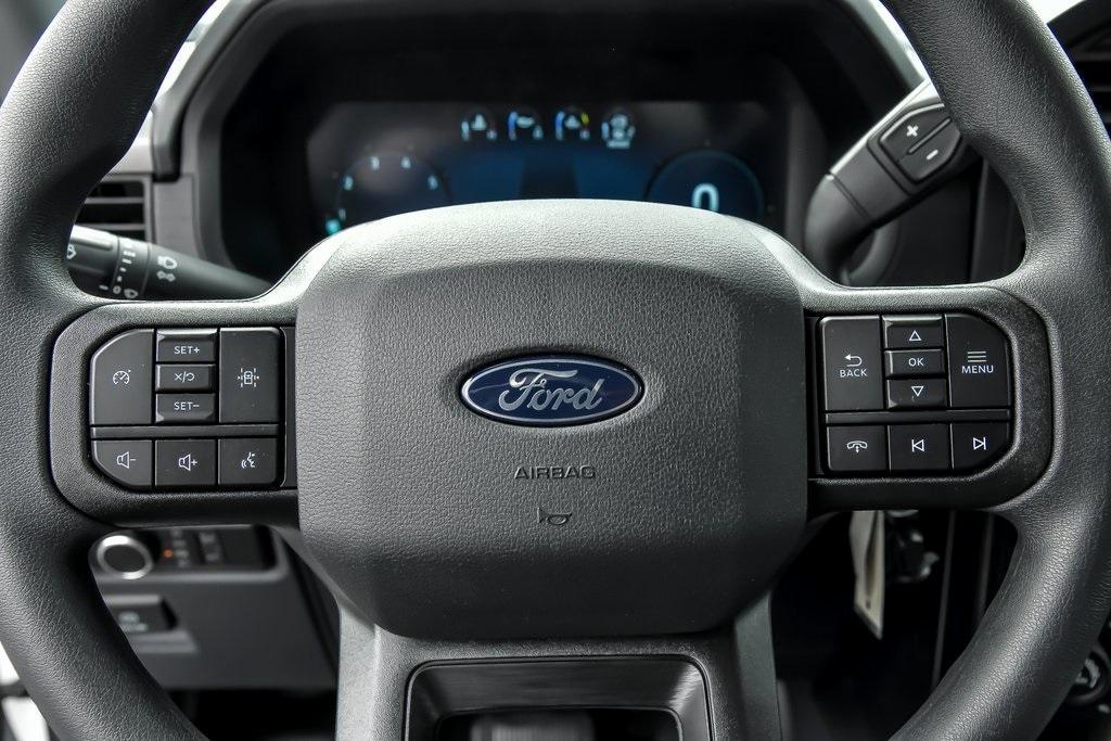 new 2024 Ford F-150 car, priced at $41,016