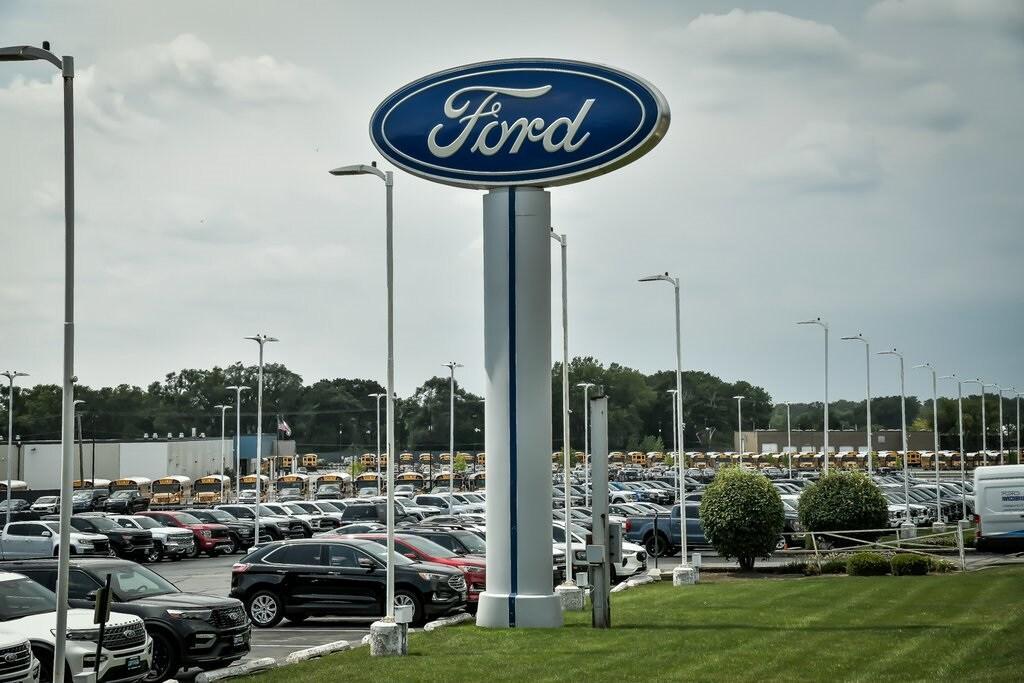 new 2025 Ford Escape car, priced at $25,412