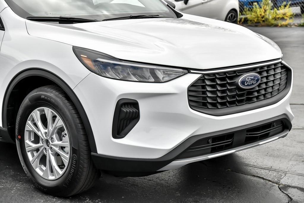 new 2025 Ford Escape car, priced at $28,951